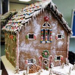 Christmas-Gingerbread-Custom-Barn